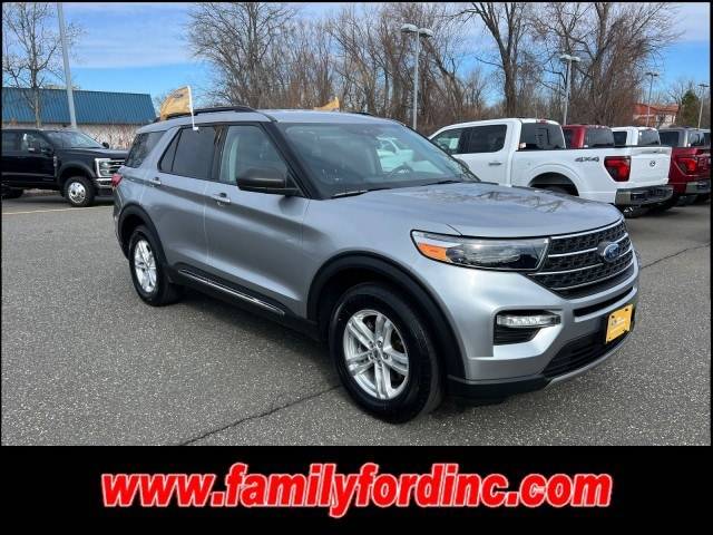 2022 Ford Explorer XLT 4WD photo