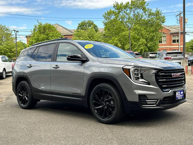 2023 GMC Terrain SLE AWD photo