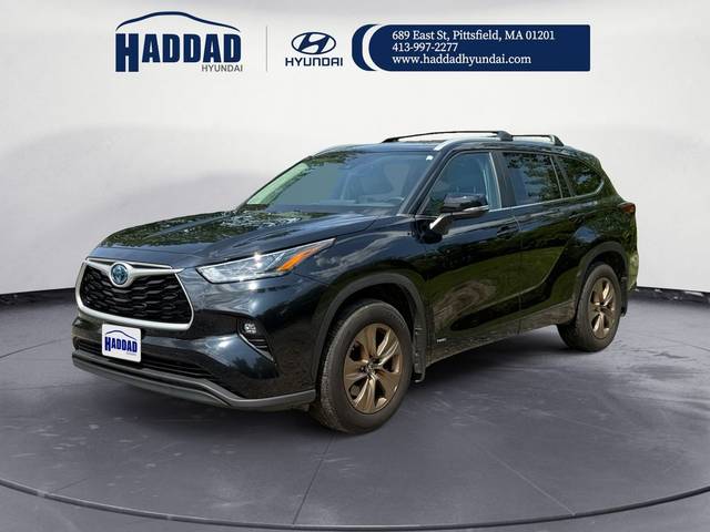 2023 Toyota Highlander Hybrid Bronze Edition AWD photo