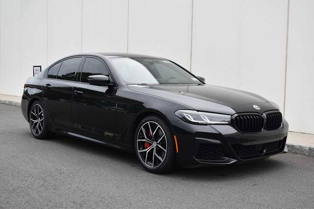 2023 BMW 5 Series M550i xDrive AWD photo