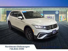 2023 Volkswagen Tiguan SE AWD photo