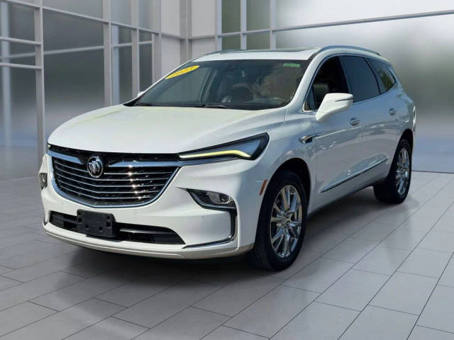 2023 Buick Enclave Essence AWD photo