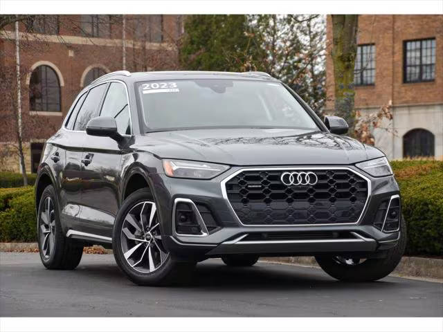 2023 Audi Q5 S line Premium Plus AWD photo