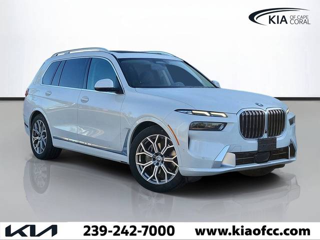 2023 BMW X7 xDrive40i AWD photo