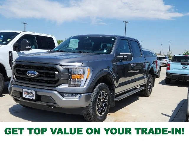 2023 Ford F-150 XLT 4WD photo