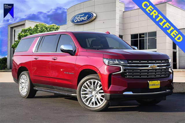 2023 Chevrolet Suburban Premier 4WD photo