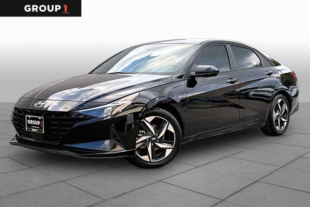 2023 Hyundai Elantra SEL FWD photo