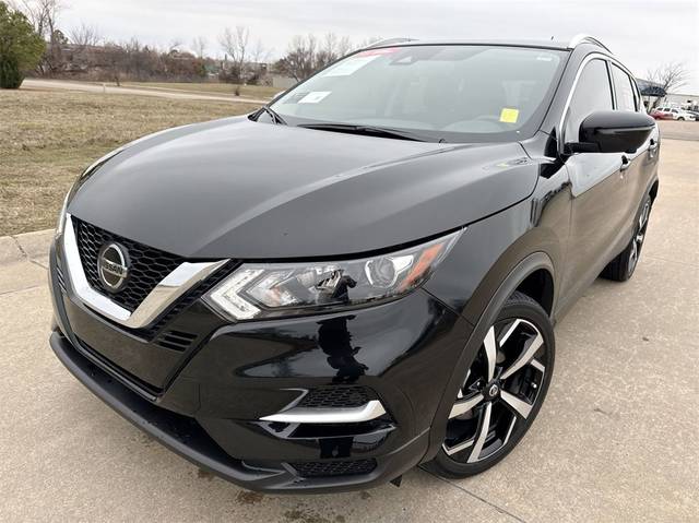 2022 Nissan Rogue Sport SL AWD photo