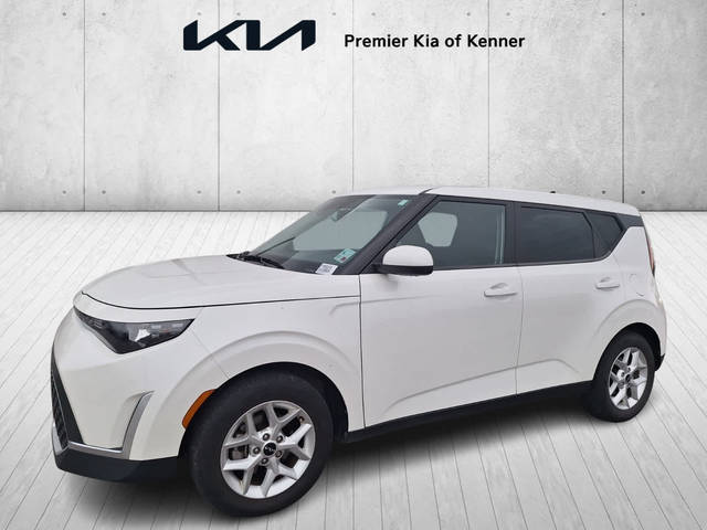 2023 Kia Soul LX FWD photo