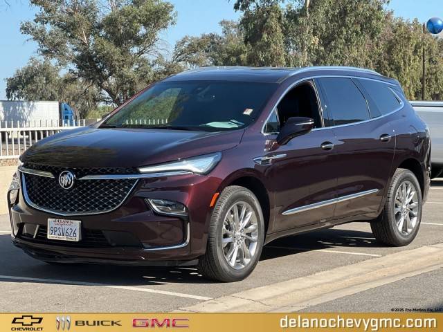 2023 Buick Enclave Avenir AWD photo