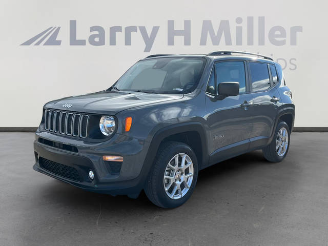 2022 Jeep Renegade Latitude 4WD photo