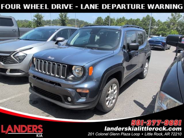 2022 Jeep Renegade Latitude 4WD photo