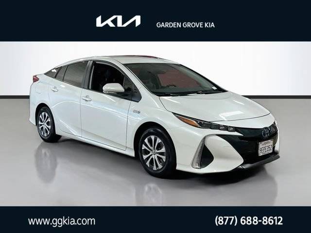 2022 Toyota Prius Prime XLE FWD photo