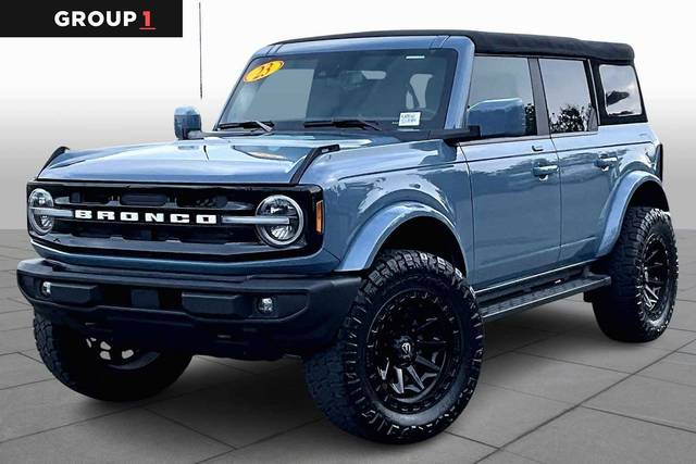 2023 Ford Bronco 4 Door Outer Banks 4WD photo