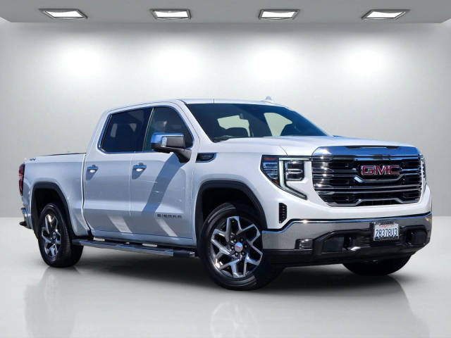 2023 GMC Sierra 1500 SLT 4WD photo