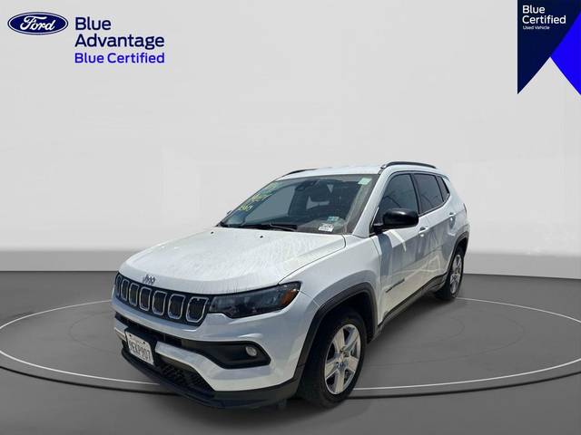 2022 Jeep Compass Latitude FWD photo