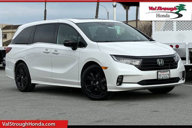 2023 Honda Odyssey Sport FWD photo