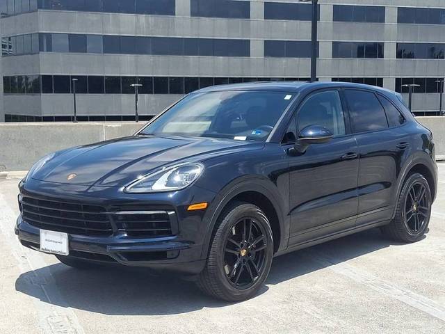 2023 Porsche Cayenne  AWD photo