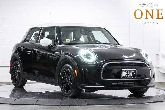 2023 MINI Hardtop 4 Door Cooper FWD photo