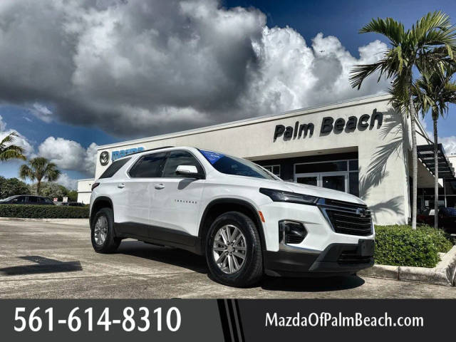 2023 Chevrolet Traverse LT Cloth AWD photo