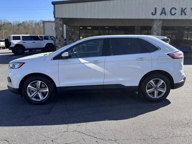 2022 Ford Edge SEL AWD photo