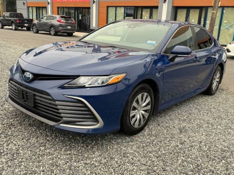 2023 Toyota Camry Hybrid LE FWD photo