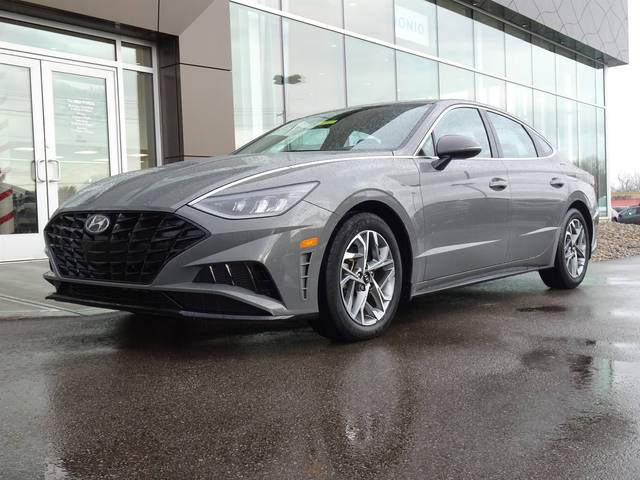 2023 Hyundai Sonata SEL FWD photo