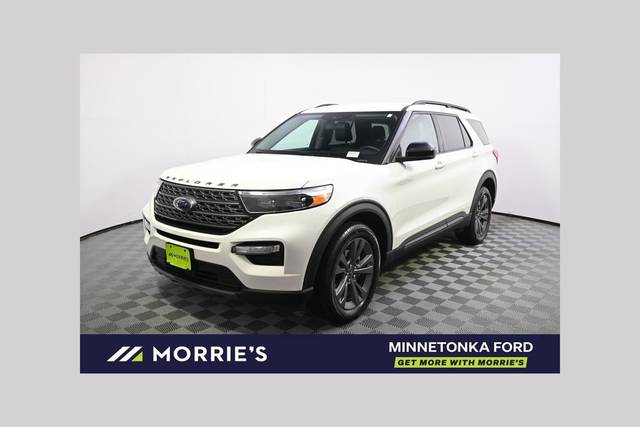 2023 Ford Explorer XLT 4WD photo