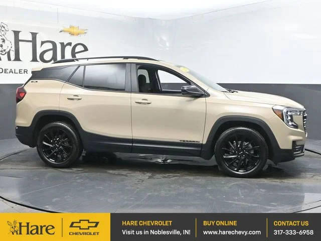 2023 GMC Terrain SLE FWD photo