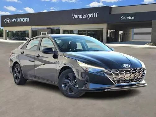 2023 Hyundai Elantra SEL FWD photo