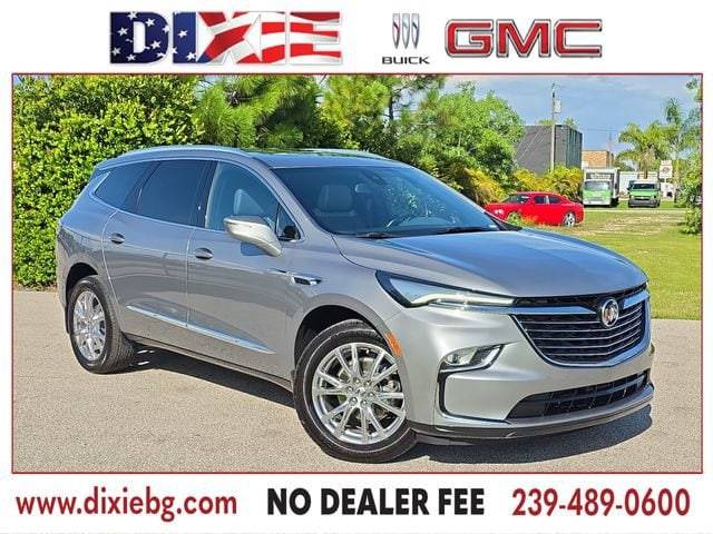 2023 Buick Enclave Essence FWD photo
