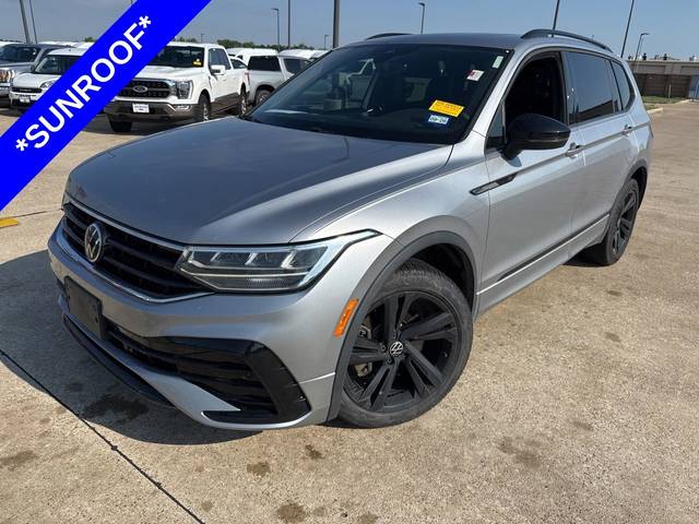2023 Volkswagen Tiguan SE R-Line Black FWD photo