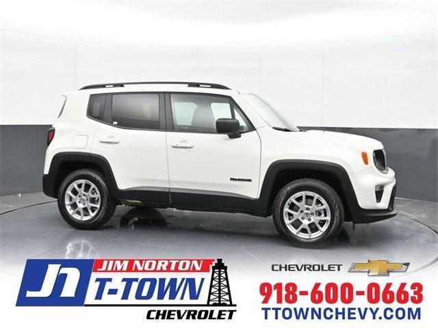 2022 Jeep Renegade Latitude 4WD photo