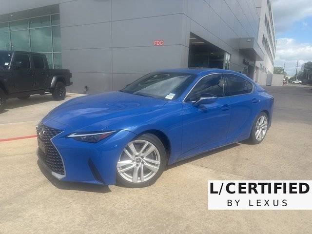 2023 Lexus IS IS 300 RWD photo