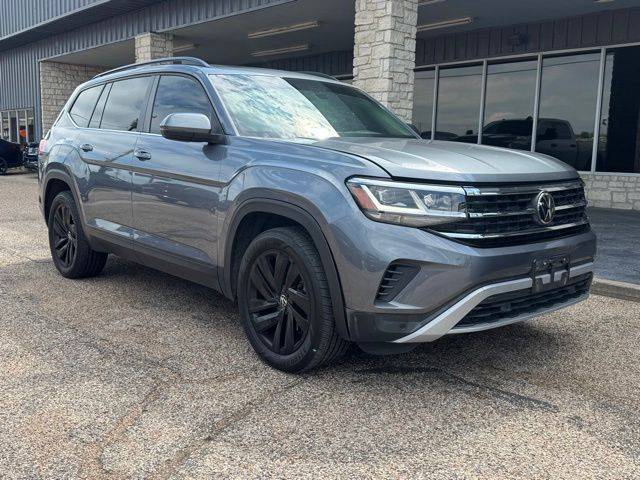 2023 Volkswagen Atlas 3.6L V6 SE w/Technology FWD photo