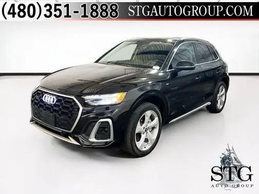 2023 Audi Q5 S line Prestige AWD photo