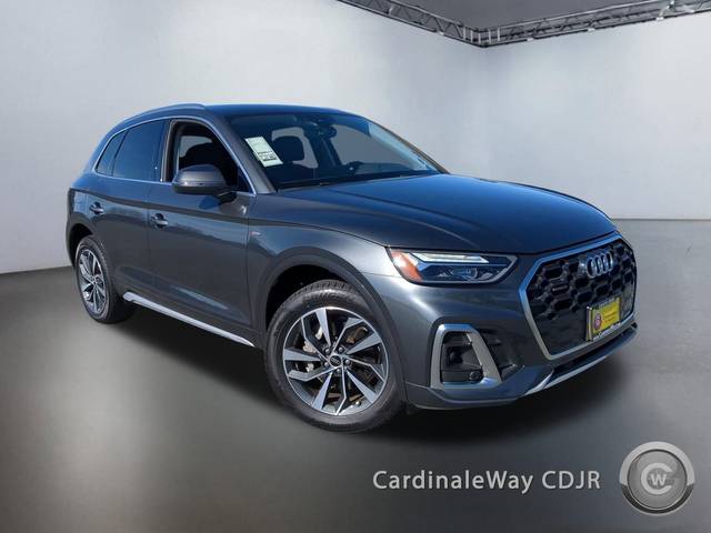 2023 Audi Q5 S line Premium AWD photo