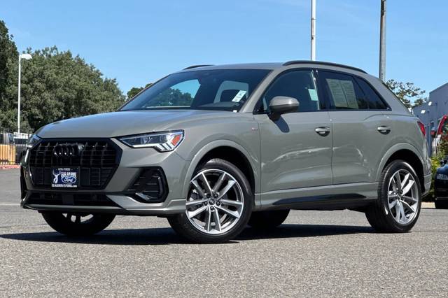 2023 Audi Q3 S line Premium Plus AWD photo