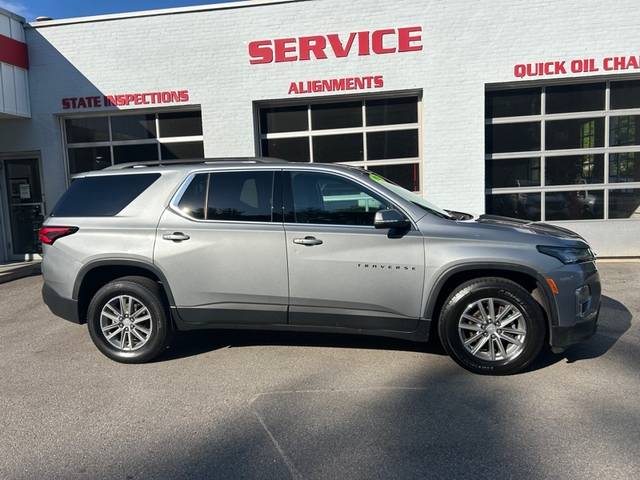 2023 Chevrolet Traverse LT Cloth AWD photo