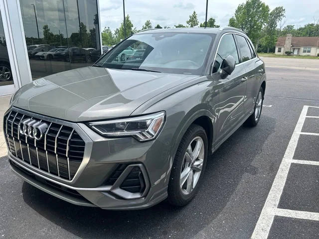 2023 Audi Q3 S line Premium Plus AWD photo