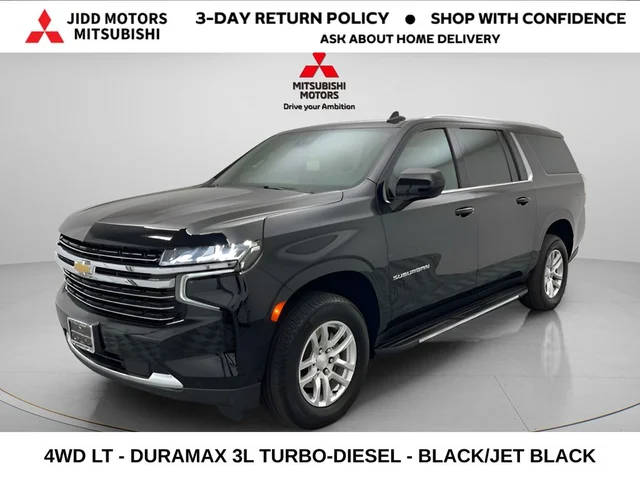2023 Chevrolet Suburban LT 4WD photo