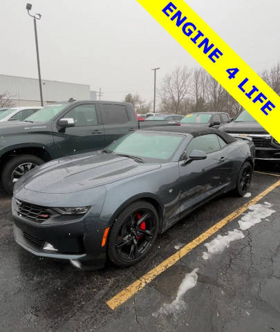 2023 Chevrolet Camaro 2LT RWD photo