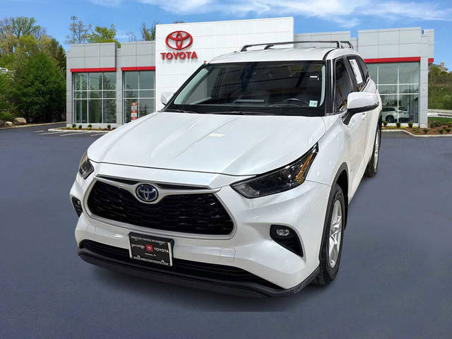2023 Toyota Highlander Hybrid LE AWD photo