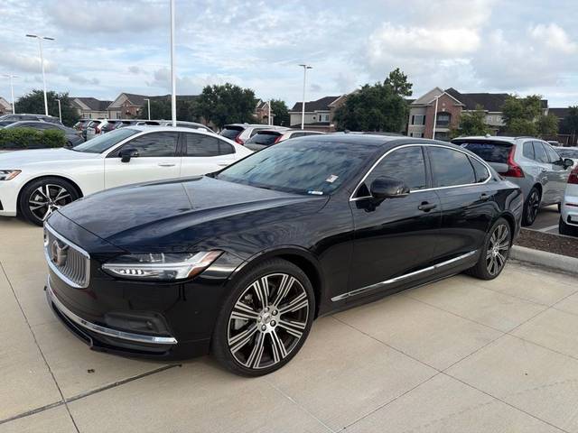 2023 Volvo S90 Plus AWD photo