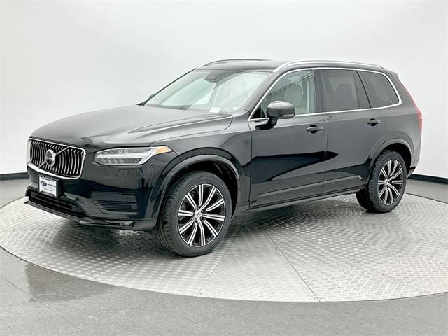 2023 Volvo XC90 Core AWD photo