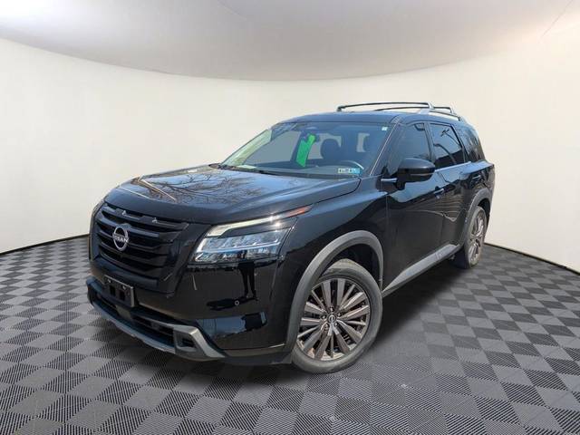 2023 Nissan Pathfinder SL 4WD photo