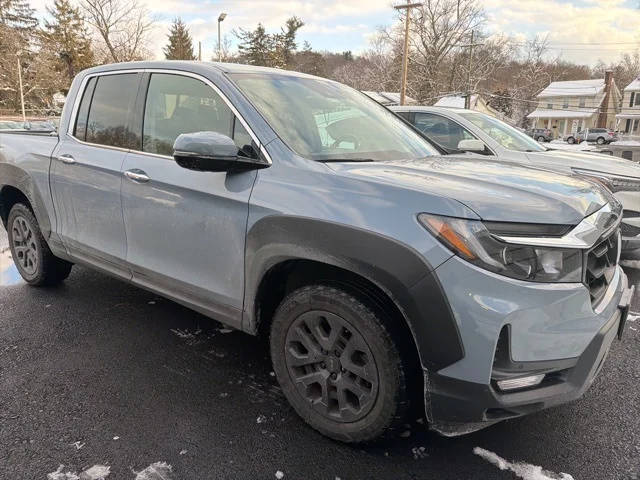 2023 Honda Ridgeline RTL-E AWD photo