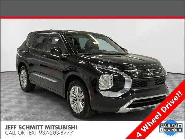 2023 Mitsubishi Outlander ES 4WD photo