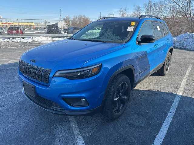 2023 Jeep Cherokee Altitude Lux 4WD photo