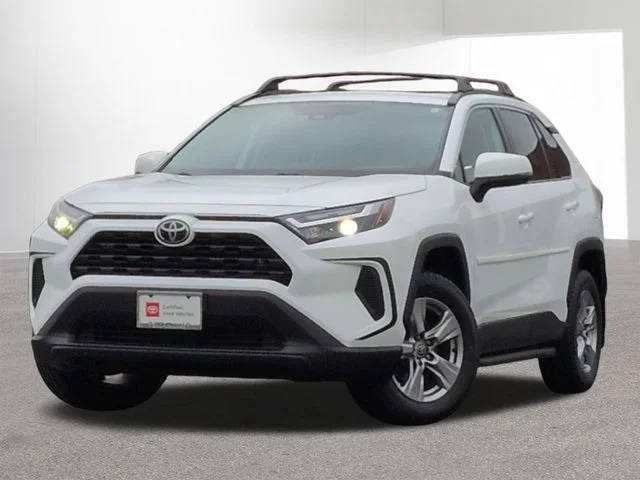 2023 Toyota RAV4 XLE AWD photo